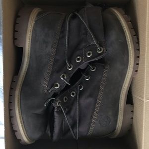 Brown Roll top Timberland boots